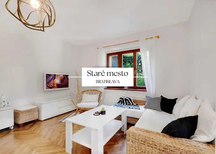 アパート Stylish Historical + Backyard *