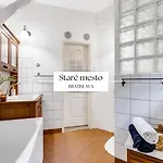 Stylish Historical + Backyard Appartement Bratislava